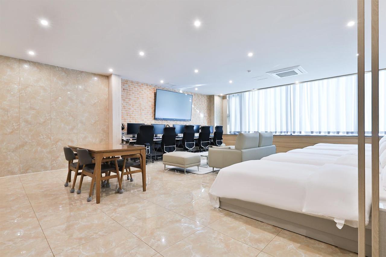בוסאן Seomyeon Ib Hotel מראה חיצוני תמונה