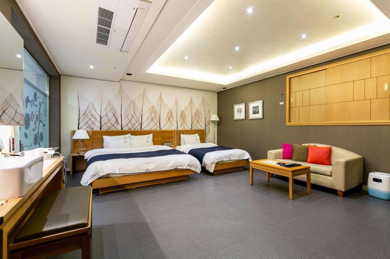 בוסאן Seomyeon Ib Hotel מראה חיצוני תמונה