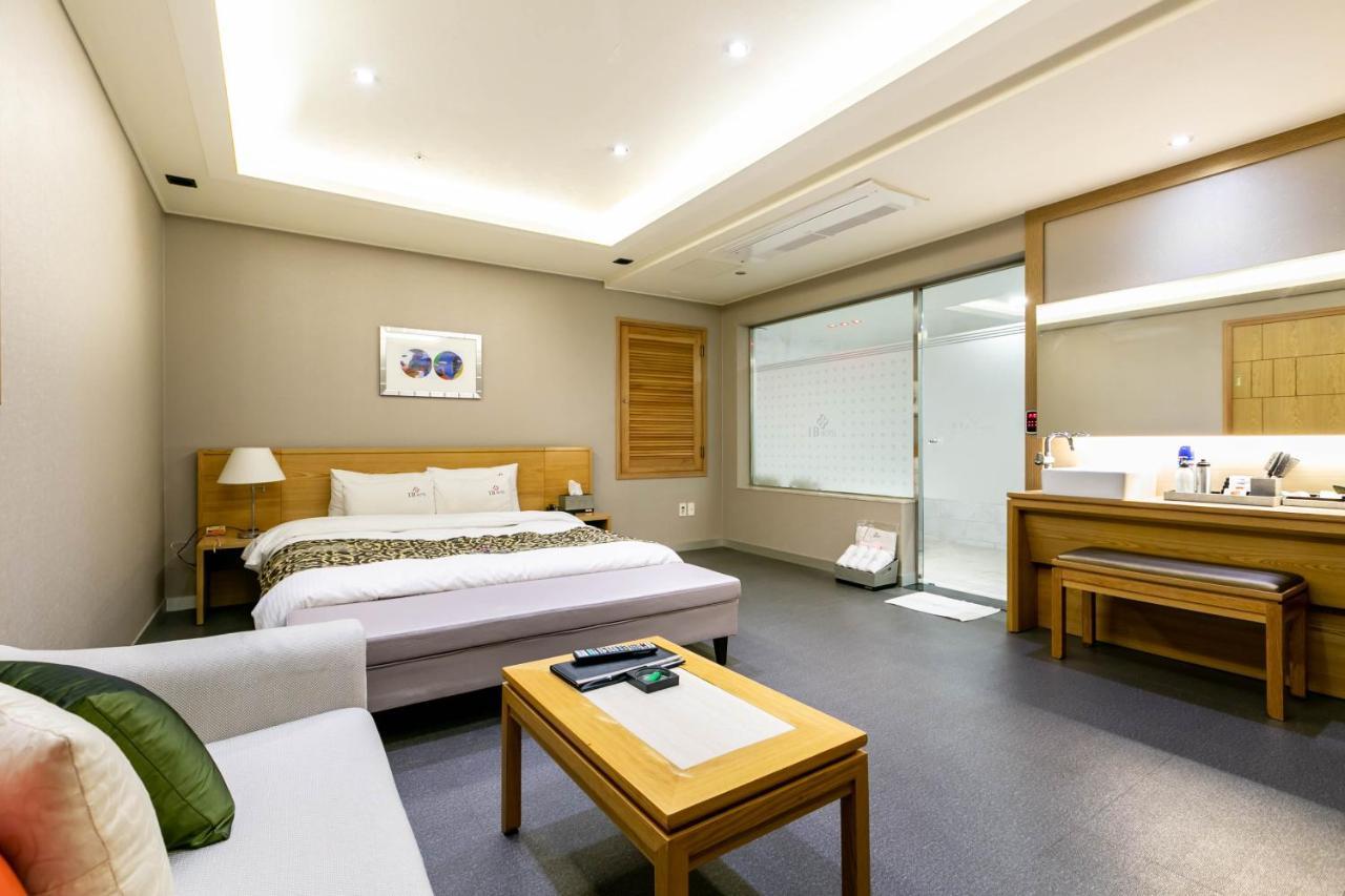 בוסאן Seomyeon Ib Hotel מראה חיצוני תמונה